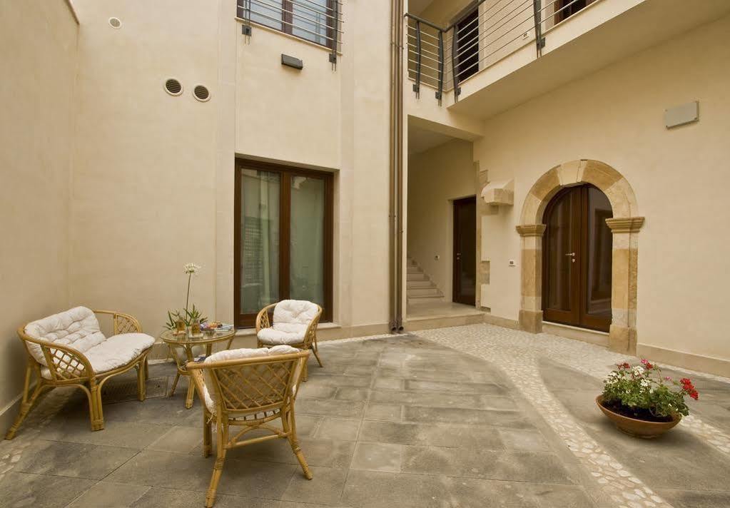 Kyanos Residence Syrakuzy Zewnętrze zdjęcie
